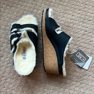 NWT Papillio wedge size 39